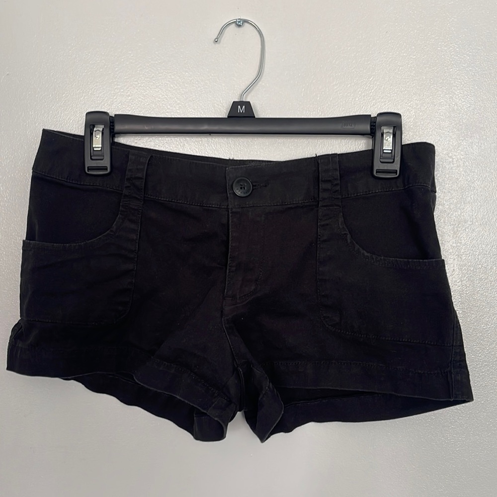 Mossimo black short cargo shorts size 7